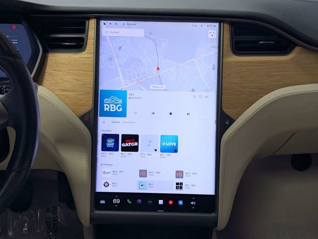 Used 2019 Tesla Model S Standard Range image 11