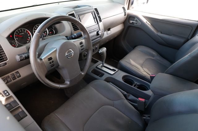 Used 2012 Nissan Frontier SL image 6