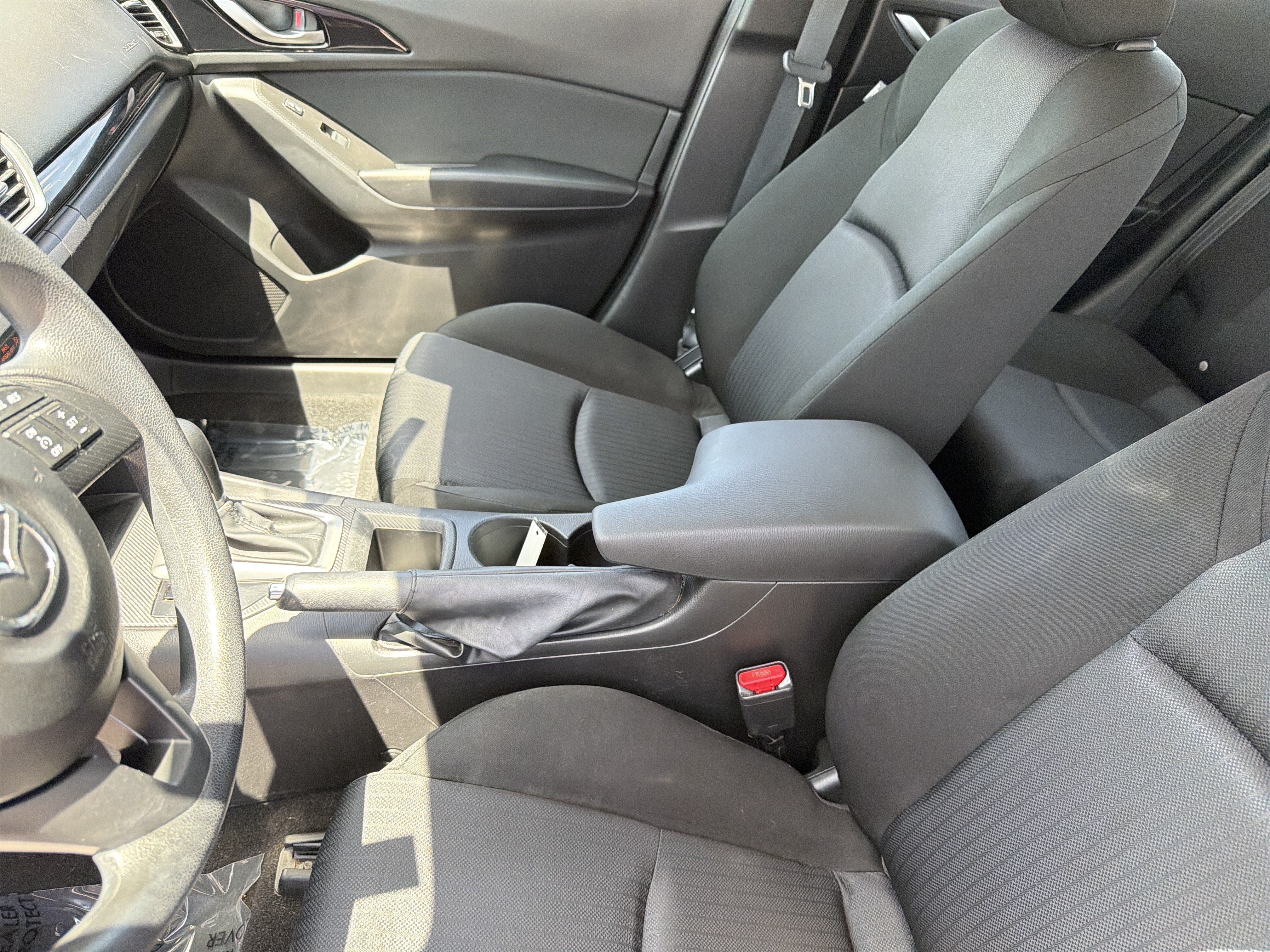 Used 2014 MAZDA MAZDA3 i Sport FWD image 14