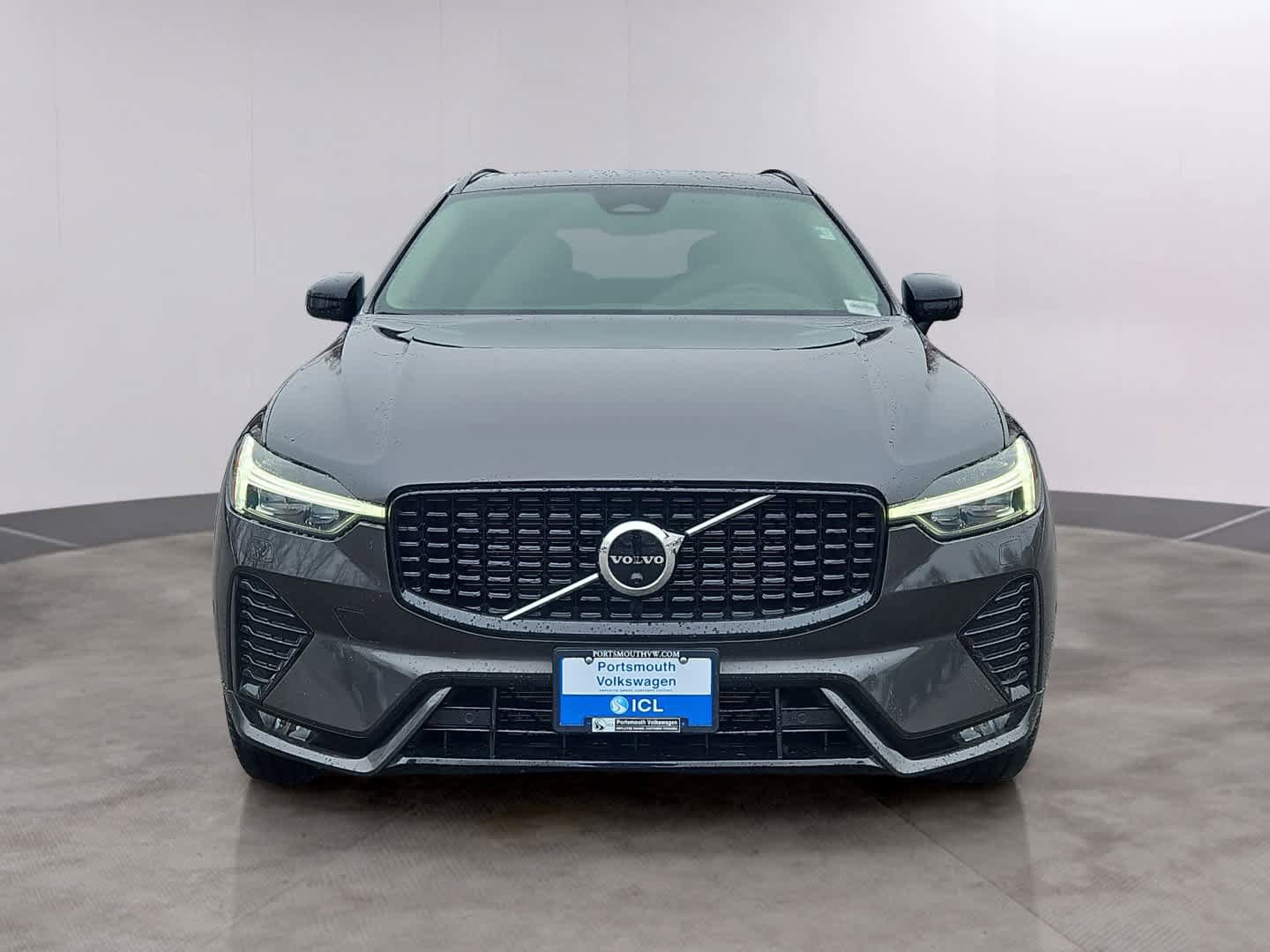 Used 2023 Volvo XC60 B5 Plus w/ Climate Package image 2