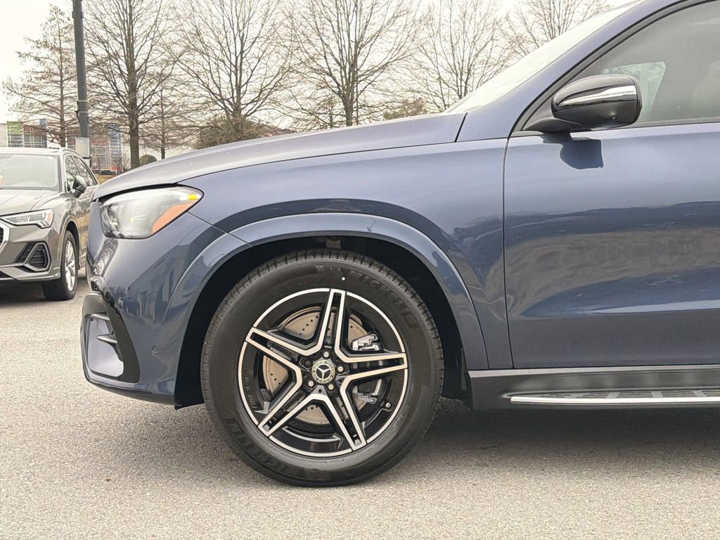 New 2026 Mercedes-Benz GLE 580 4MATIC image 9