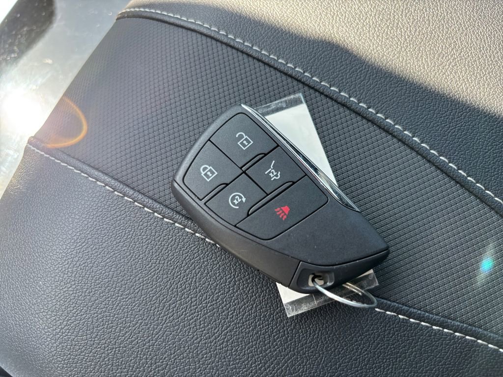 Used 2025 Chevrolet Traverse Z71 w/ Driver Confidence Package image 33