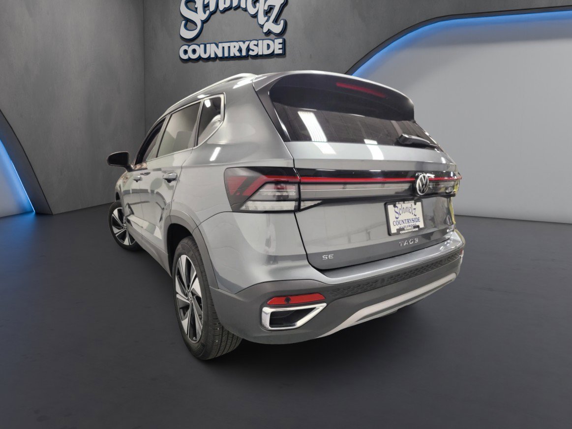 Used 2025 Volkswagen Taos SE AWD/4WD image 10