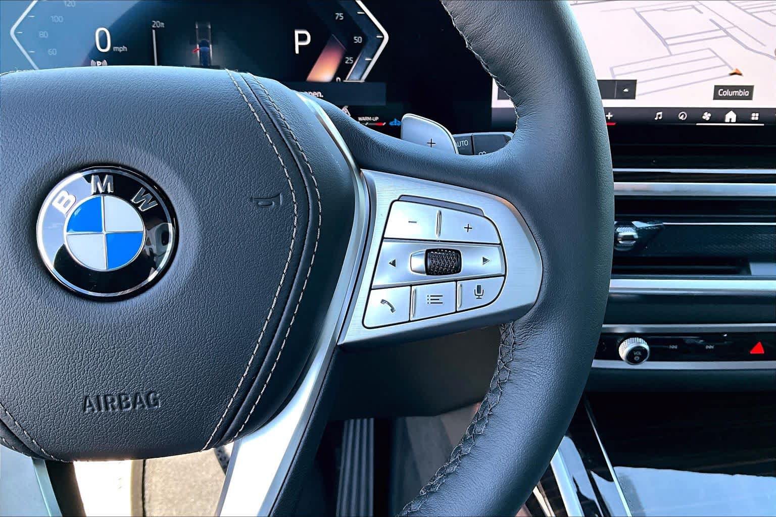 Used 2026 BMW X7 xDrive40i AWD/4WD image 27