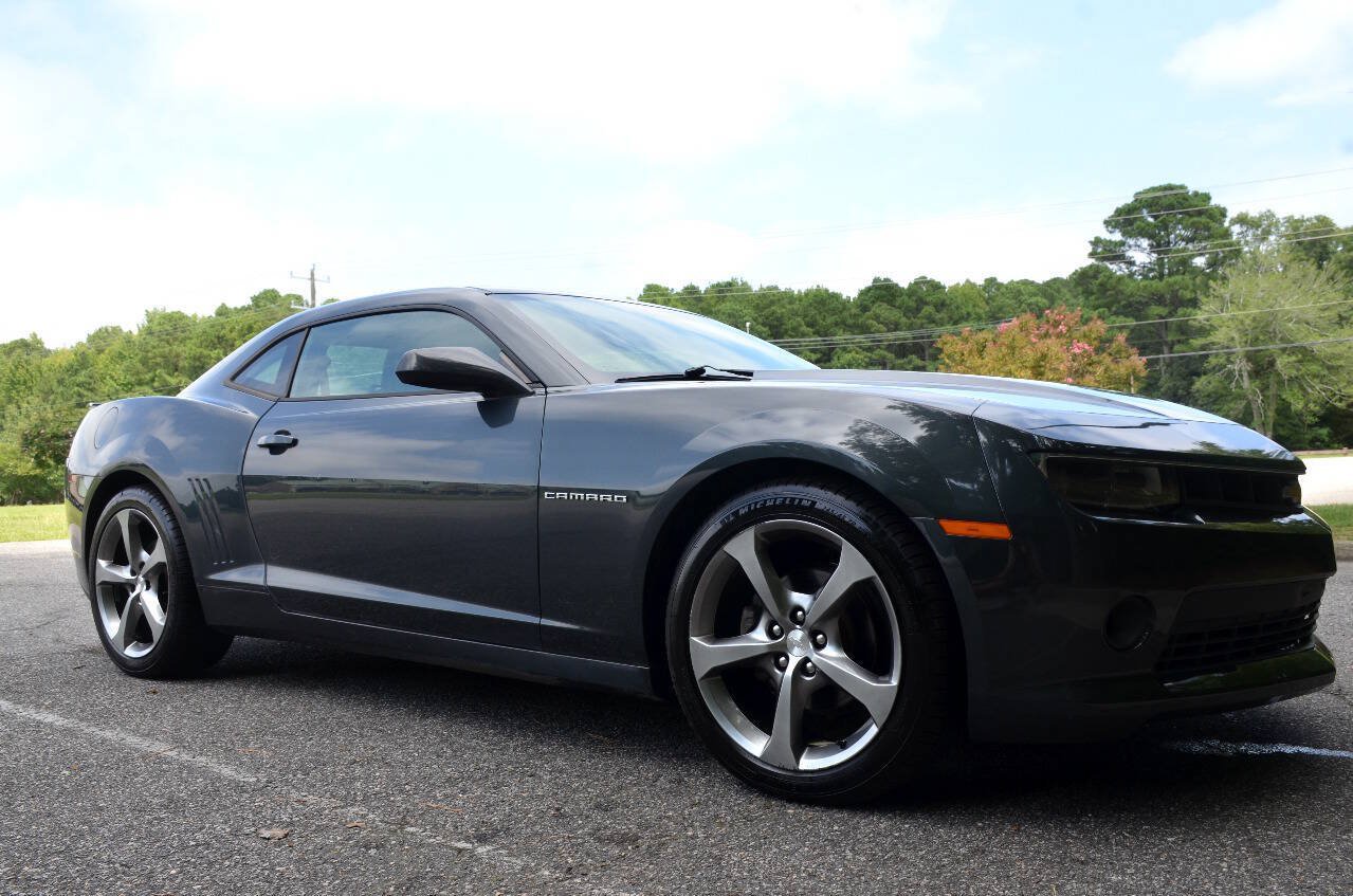 Used 2014 Chevrolet Camaro LT w/ RS Package RWD image 4