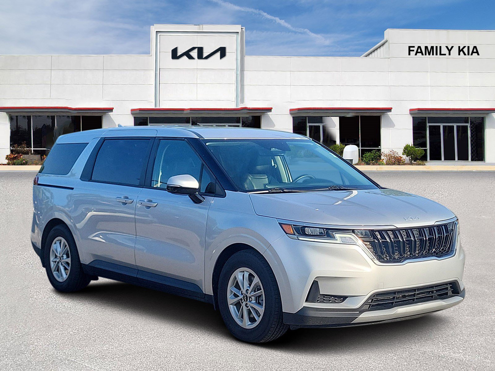 Used 2023 Kia Carnival LX