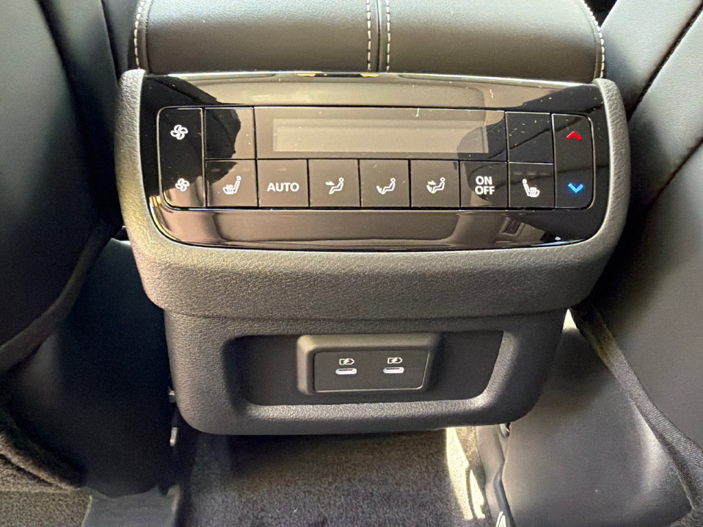 New 2027 INFINITI QX60 Luxe w/ Cargo Package FWD image 23