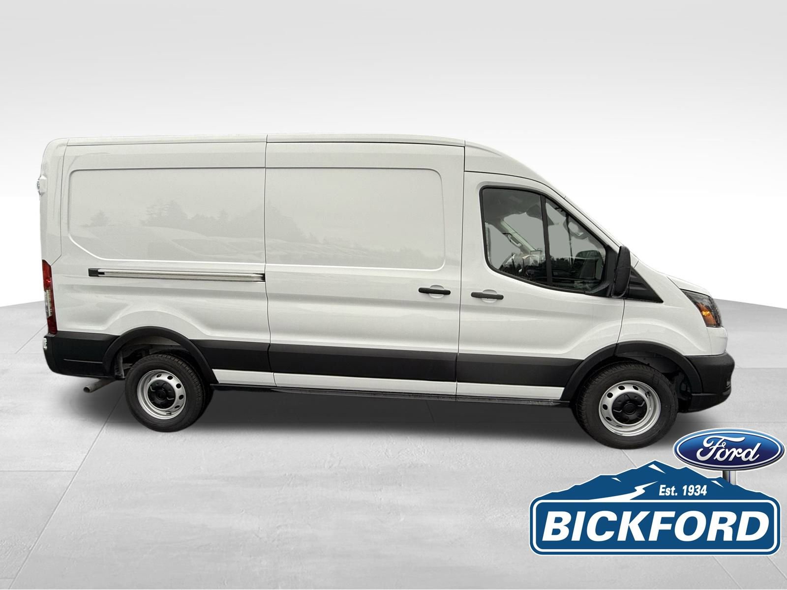 New 2026 Ford Transit 150 148 Medium Roof RWD image 5