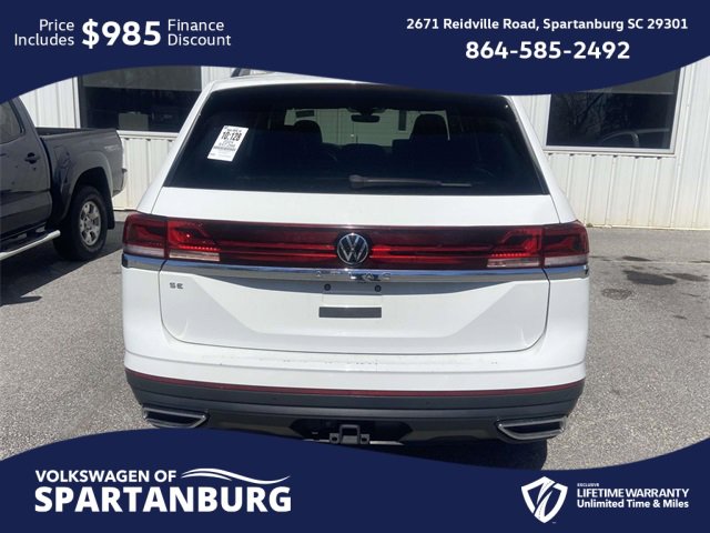 Used 2024 Volkswagen Atlas SE image 3