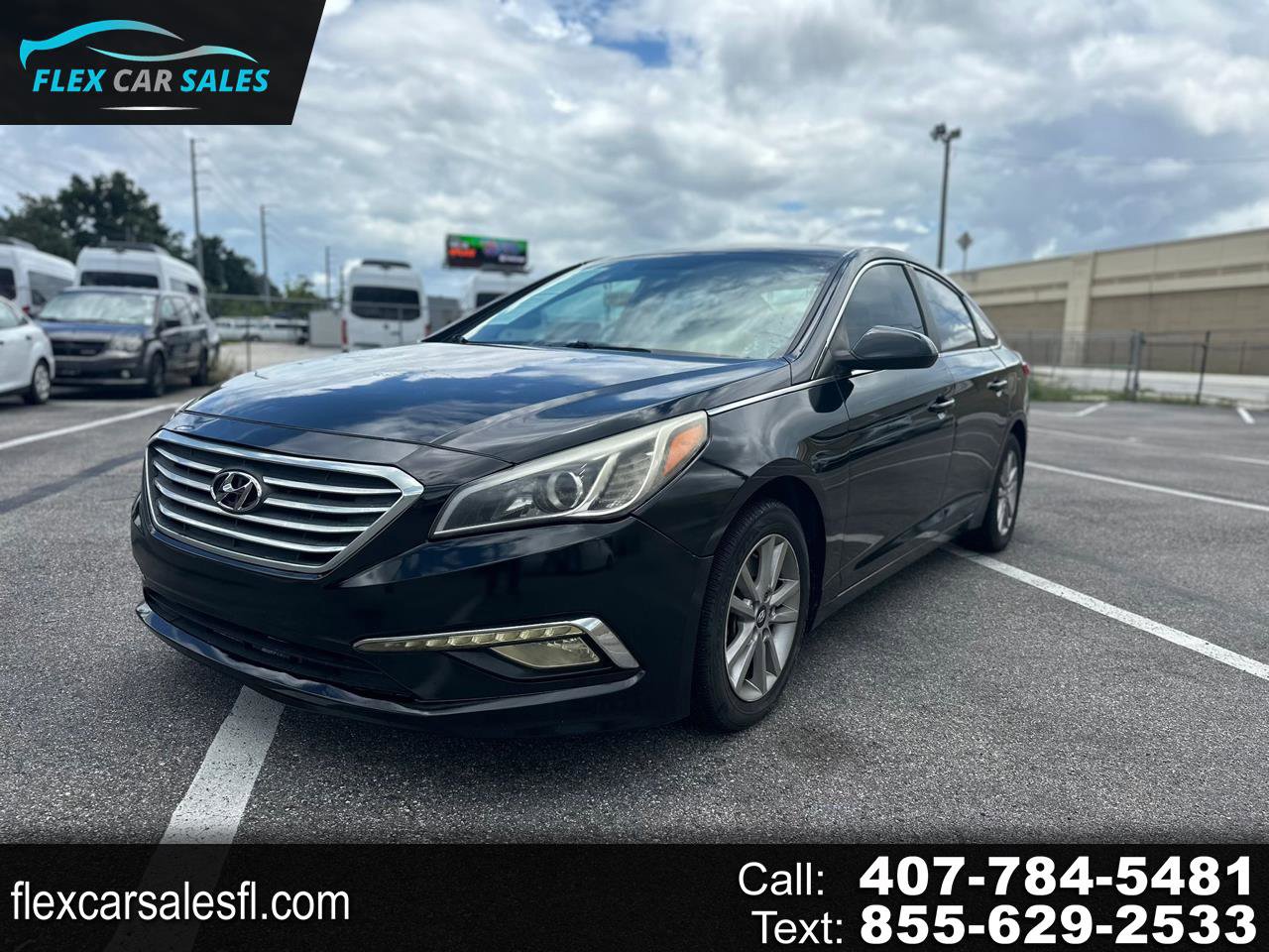 Used 2015 Hyundai Sonata SE image 1