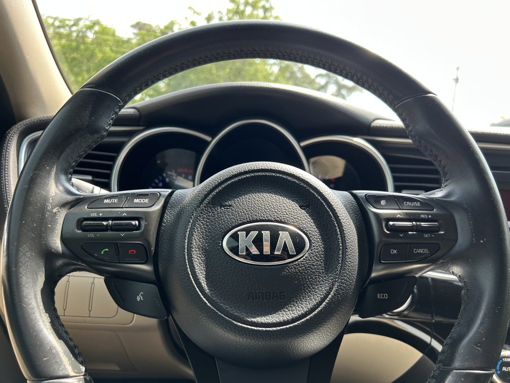 Used 2015 Kia Optima EX FWD image 15