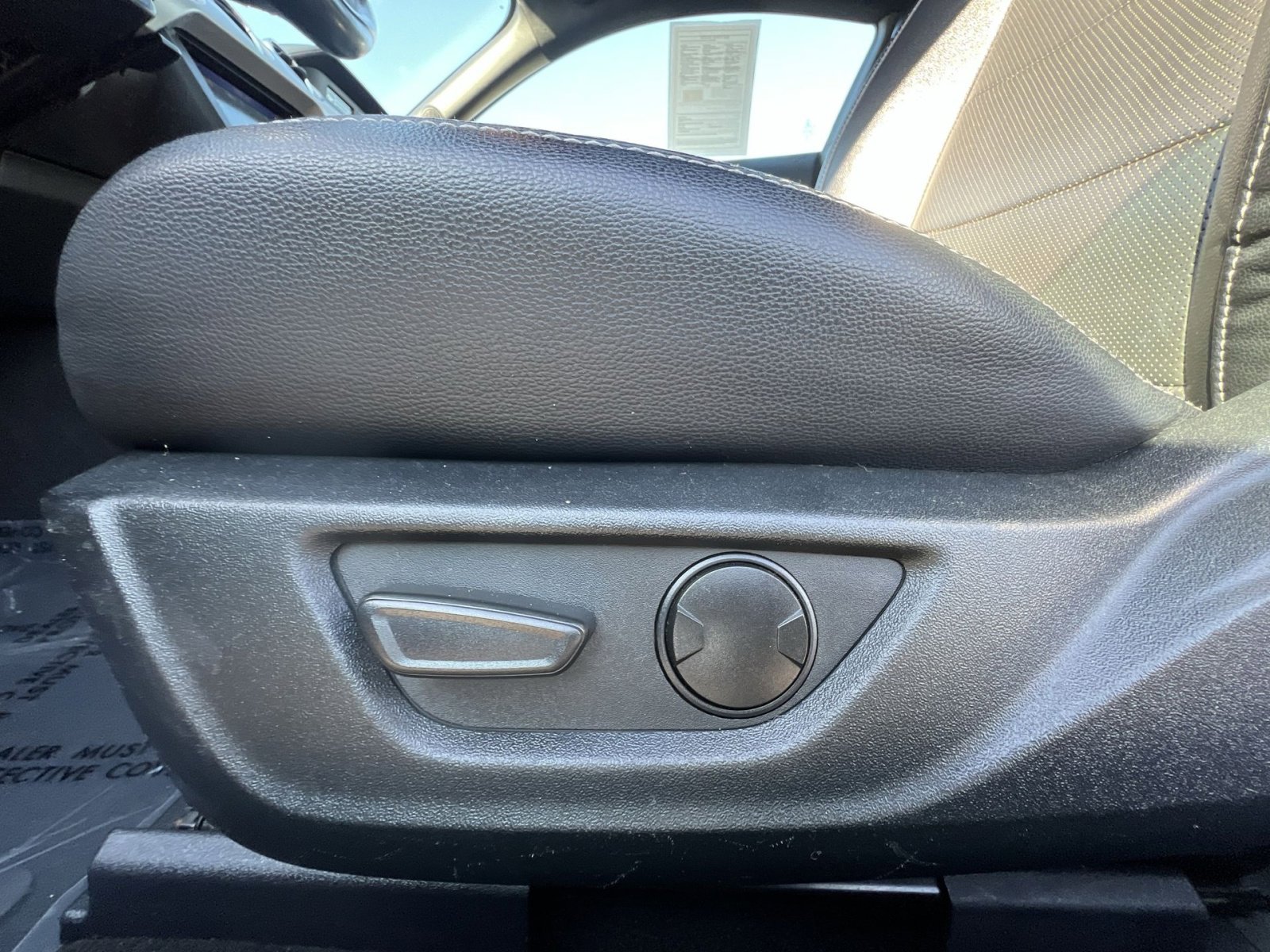 Certified 2020 Ford Mustang Premium RWD image 22