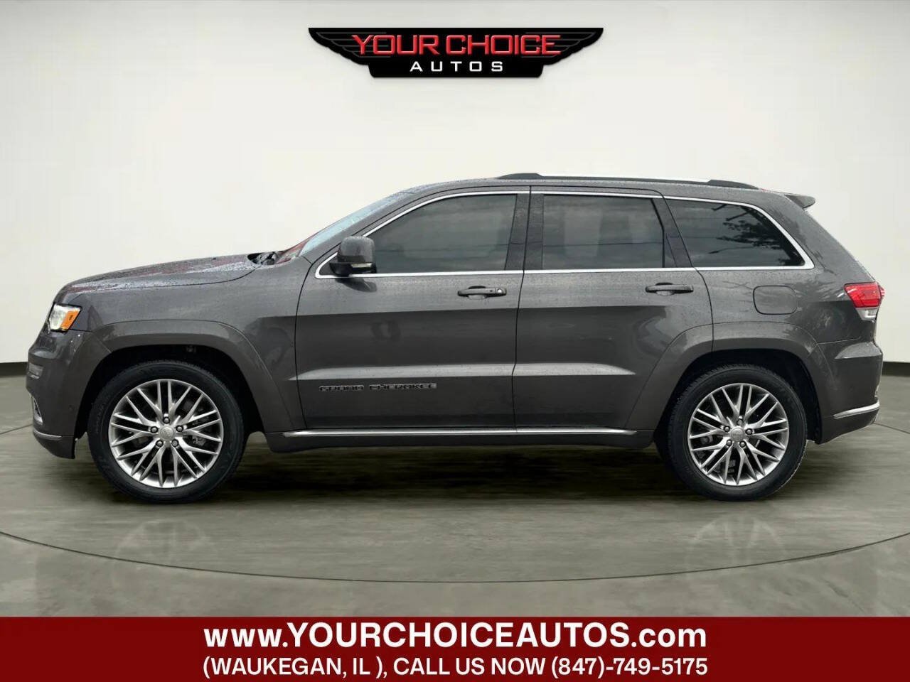 Used 2018 Jeep Grand Cherokee Summit w/ Platinum Series Group AWD/4WD image 2
