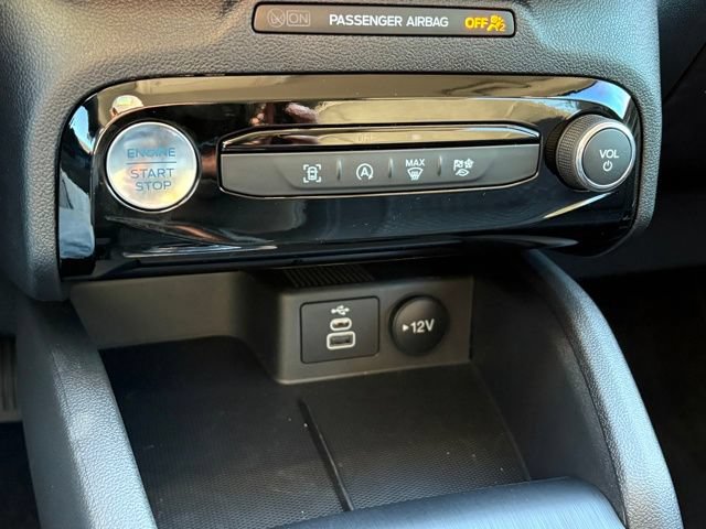 Used 2026 Ford Escape Active w/ Tech Pack #1 AWD/4WD image 17