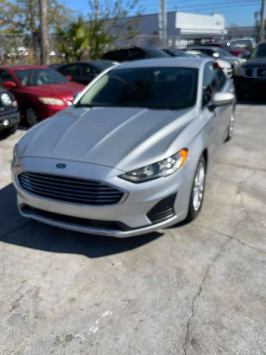 Used 2019 Ford Fusion SE image 7
