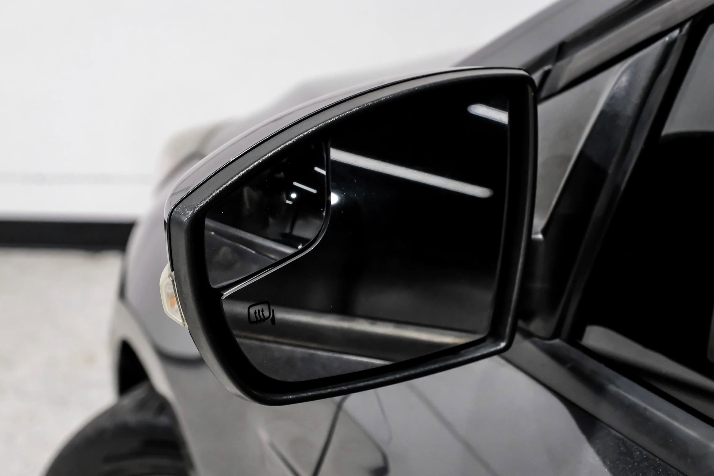 Used 2018 Ford Focus ST w/ Equipment Group 402A FWD image 52