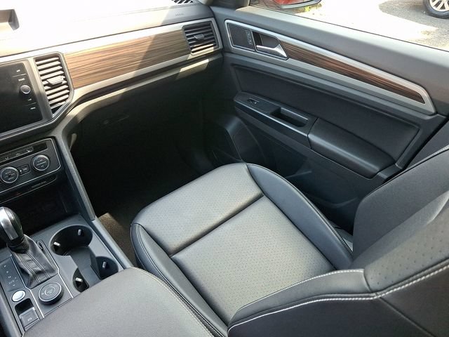 Certified 2021 Volkswagen Atlas SE w/ Towing Package AWD/4WD image 16