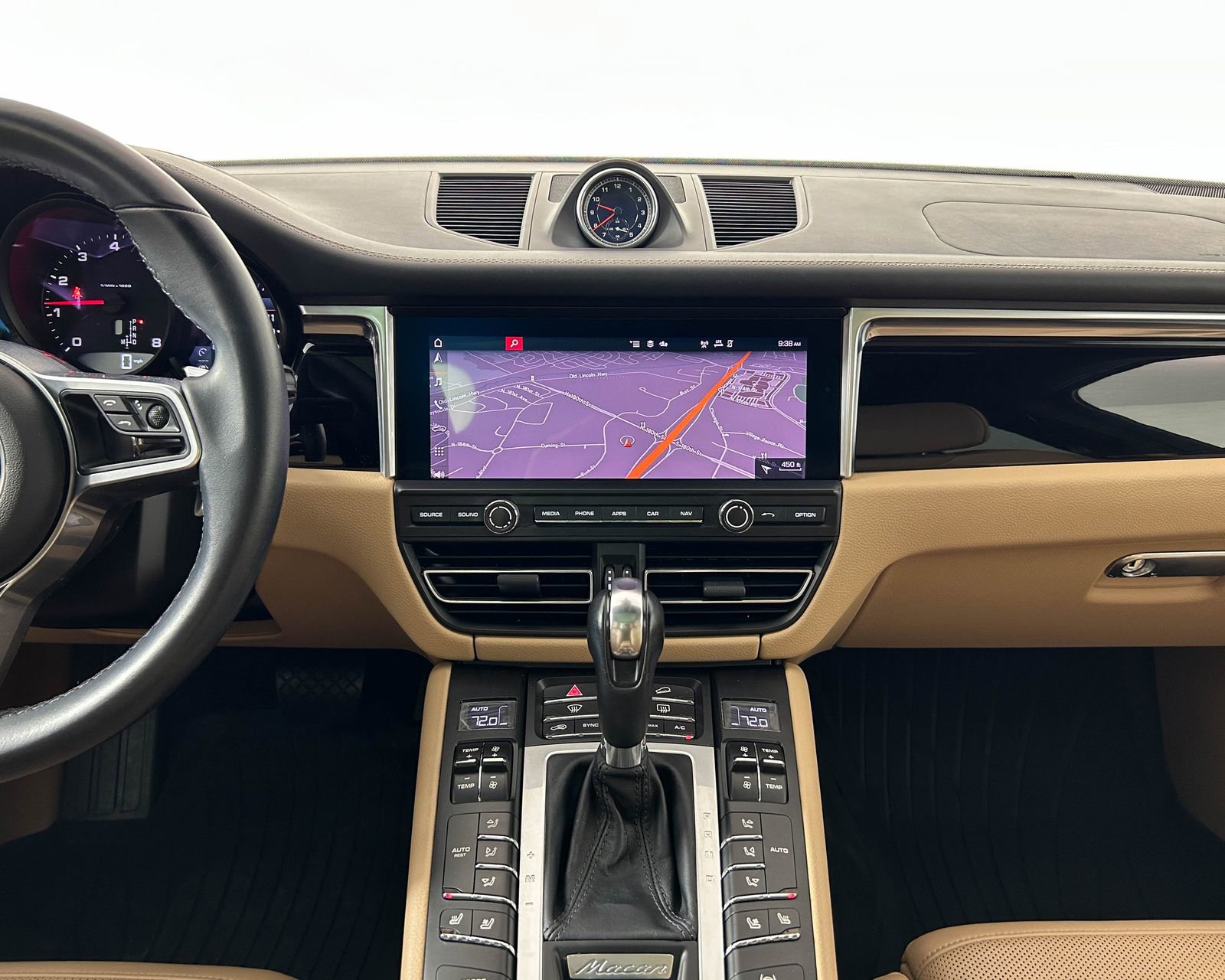 Used 2020 Porsche Macan image 19