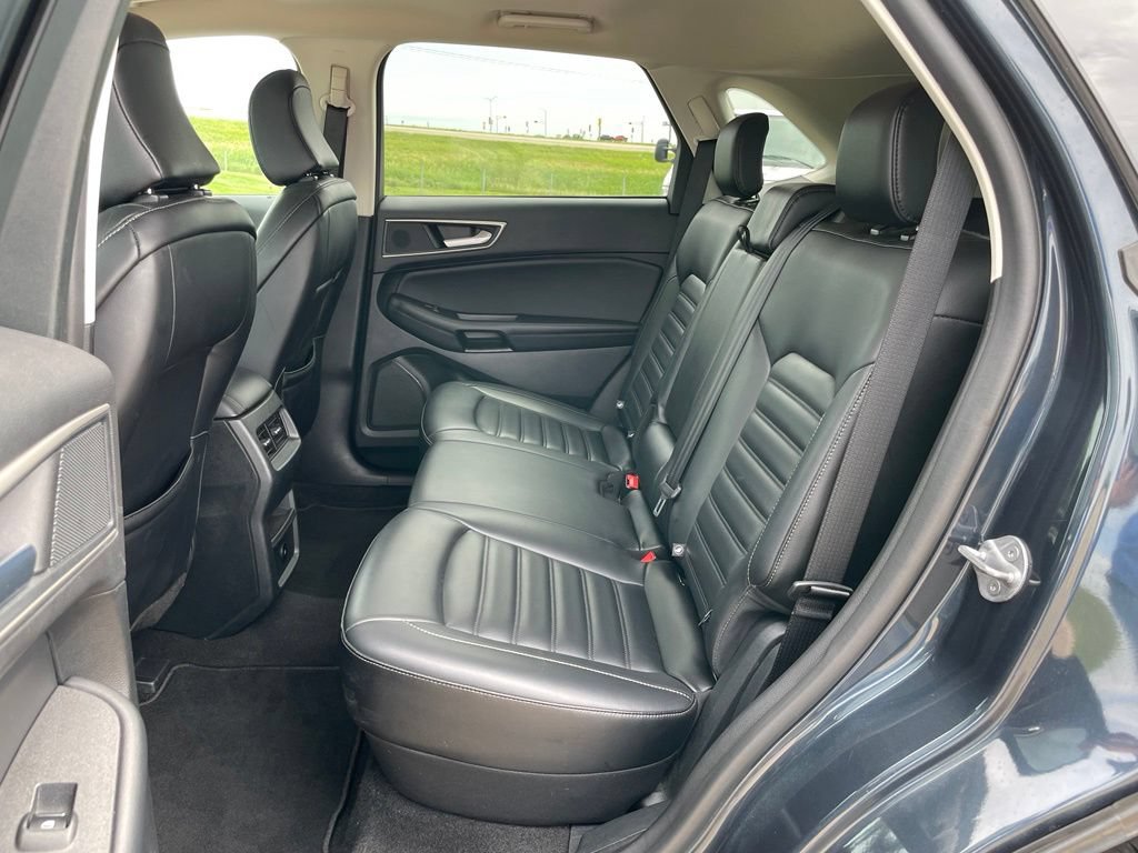 Used 2024 Ford Edge SEL AWD/4WD image 8