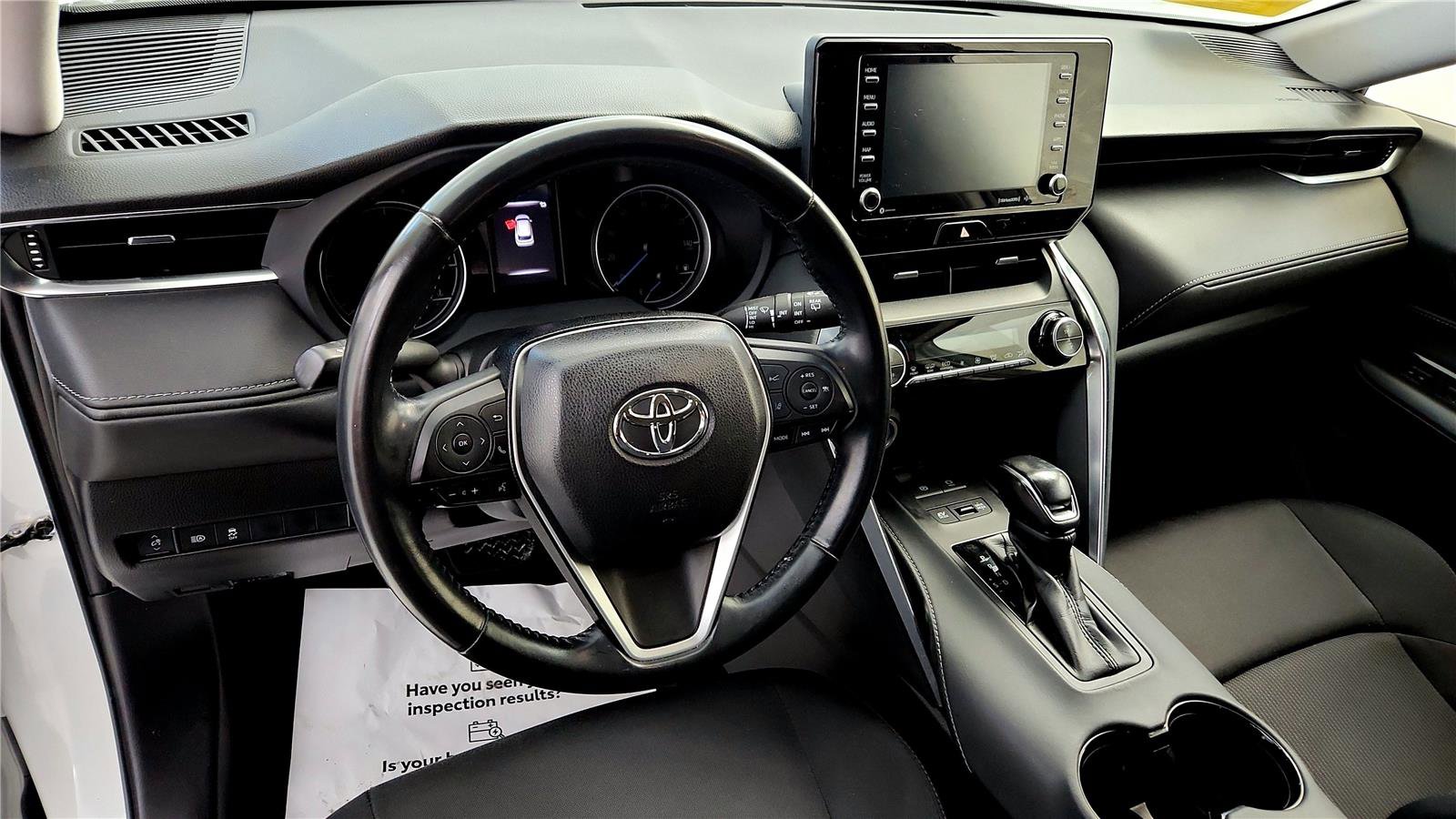 Used 2021 Toyota Venza LE w/ Carpet Mat Package (TMS) image 24