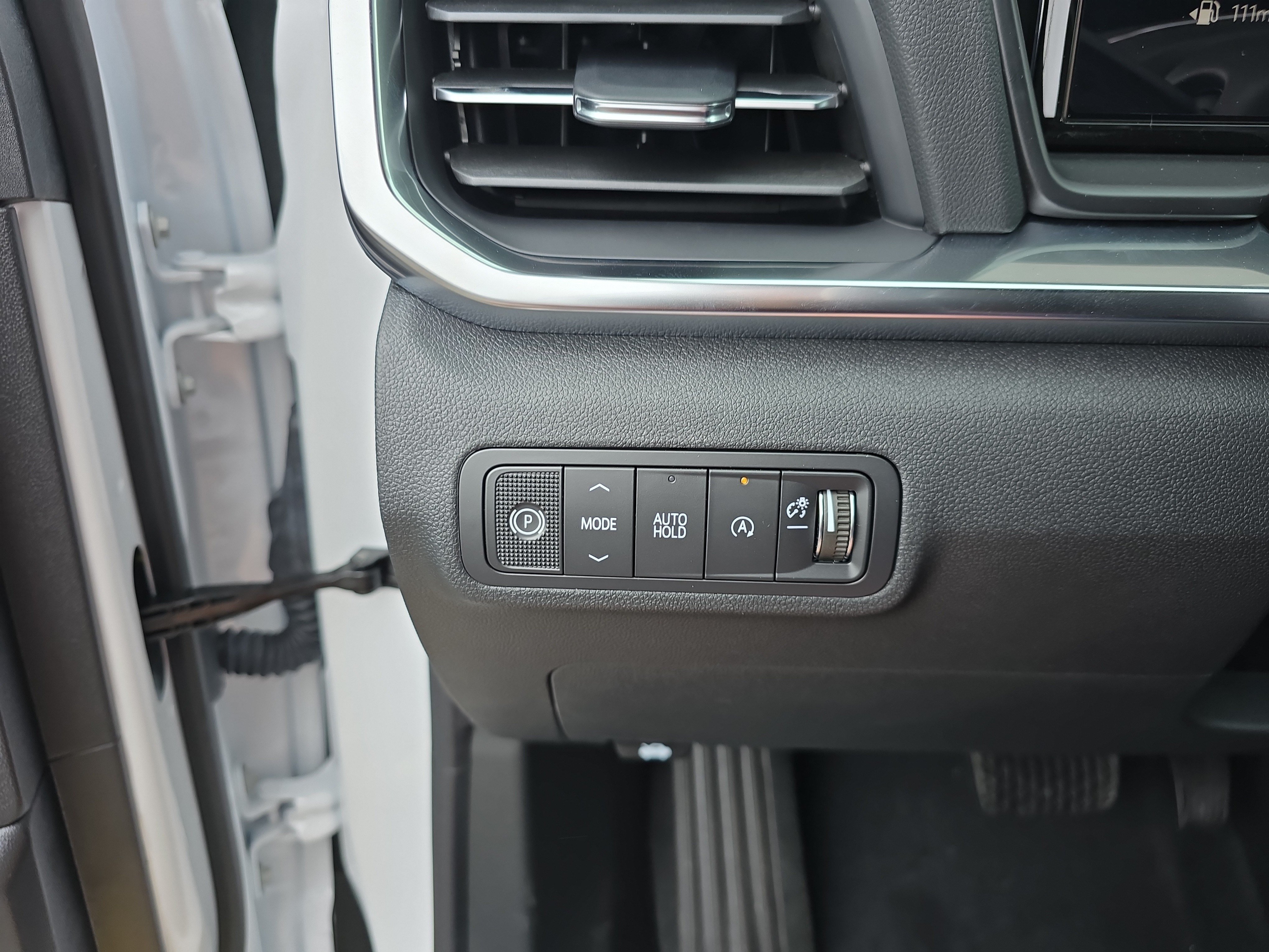 New 2027 GMC Terrain Elevation w/ LPO, Floor Liner Package FWD image 19