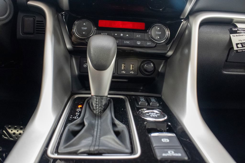 New 2026 Mitsubishi Eclipse Cross SEL image 29