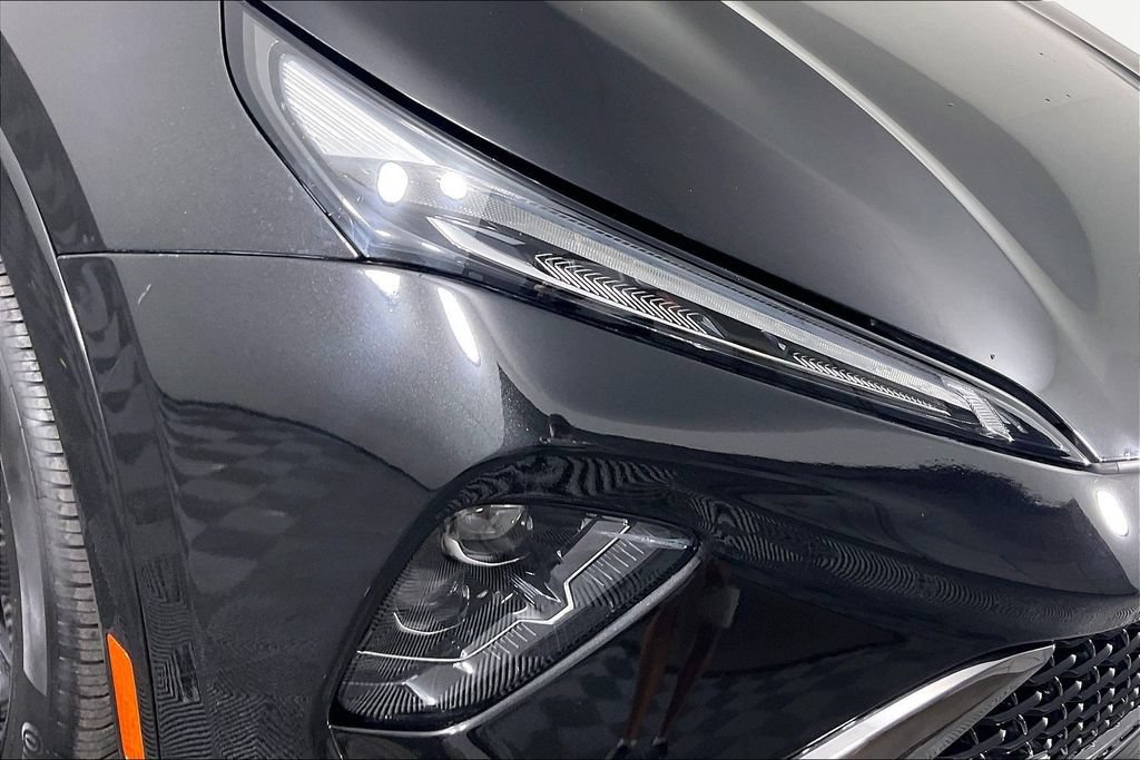 Certified 2024 Buick Envision Sport Touring AWD/4WD image 29