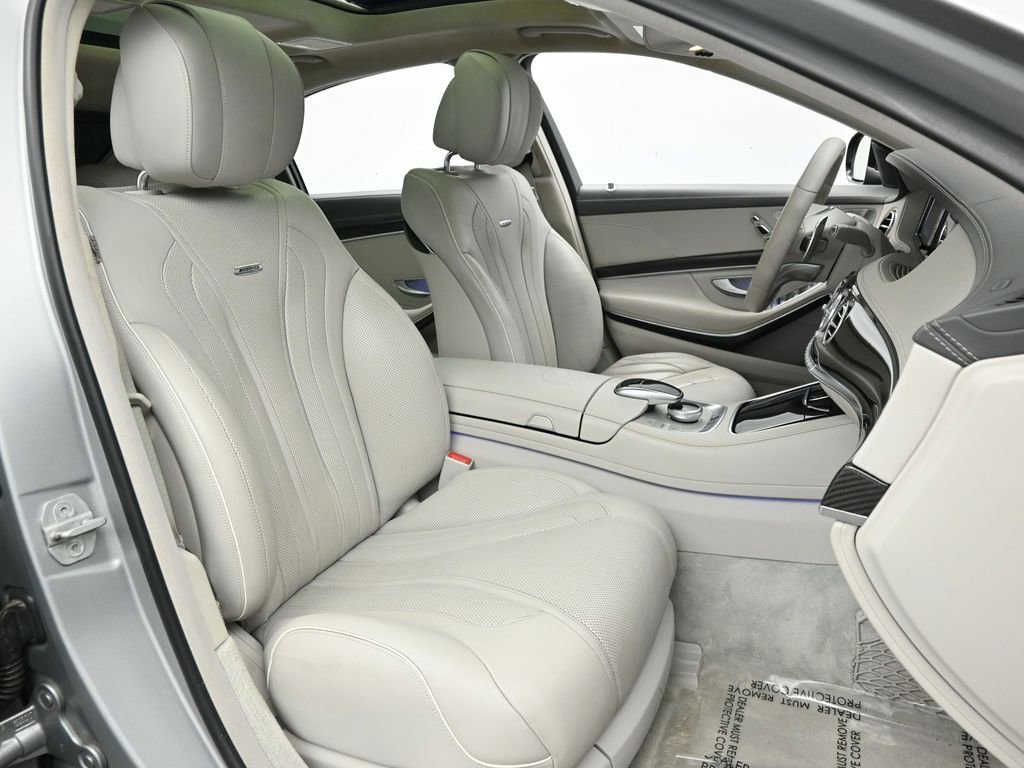 Used 2017 Mercedes-Benz S 63 AMG 4MATIC Sedan w/ Carbon Fiber Exterior Package image 25