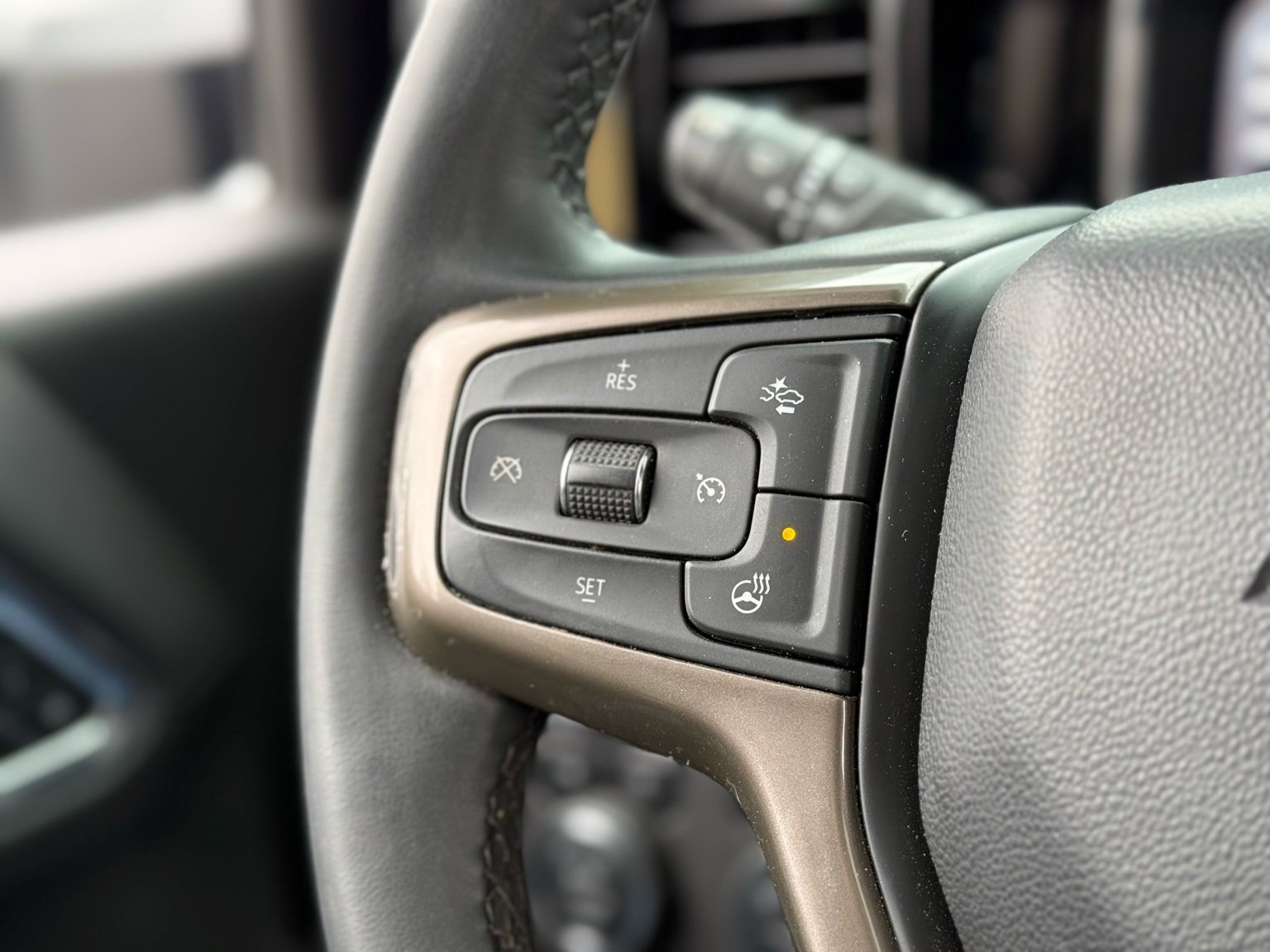 Used 2024 Chevrolet Silverado 2500 High Country w/ Midnight Edition image 25