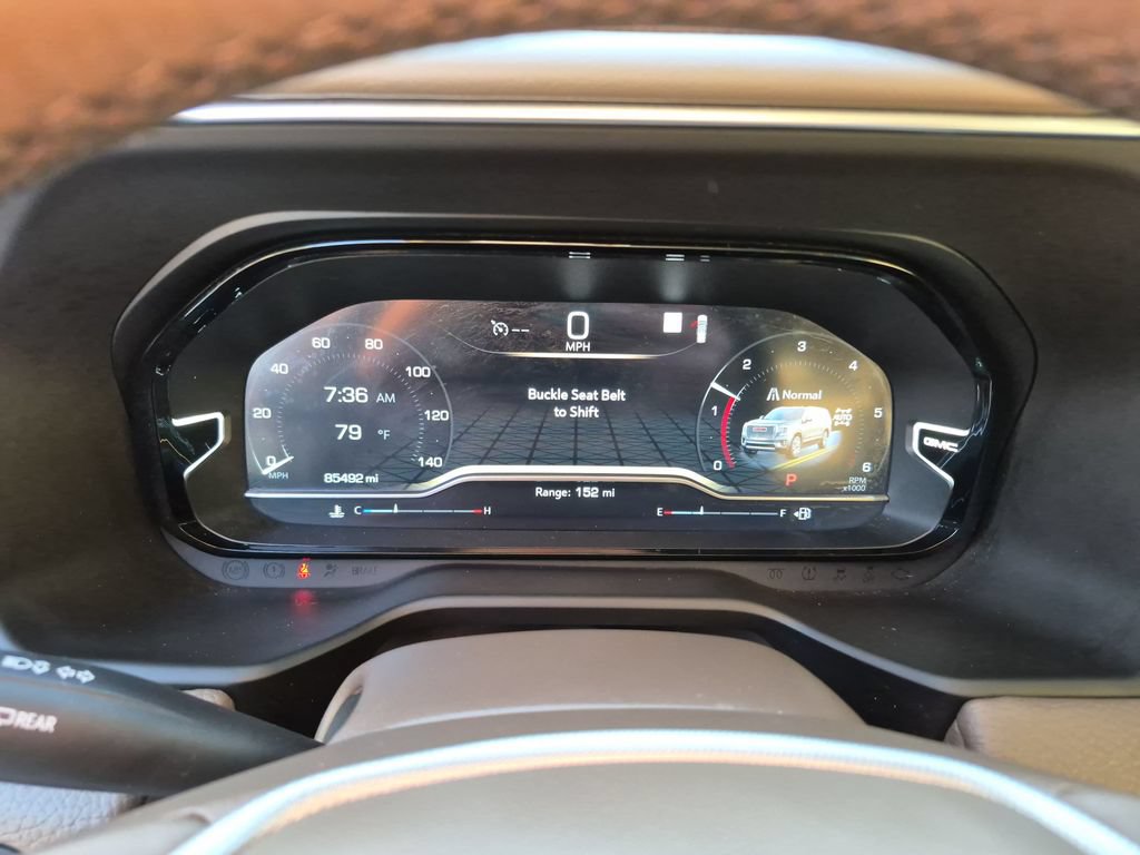 Used 2022 GMC Yukon XL Denali AWD/4WD image 26