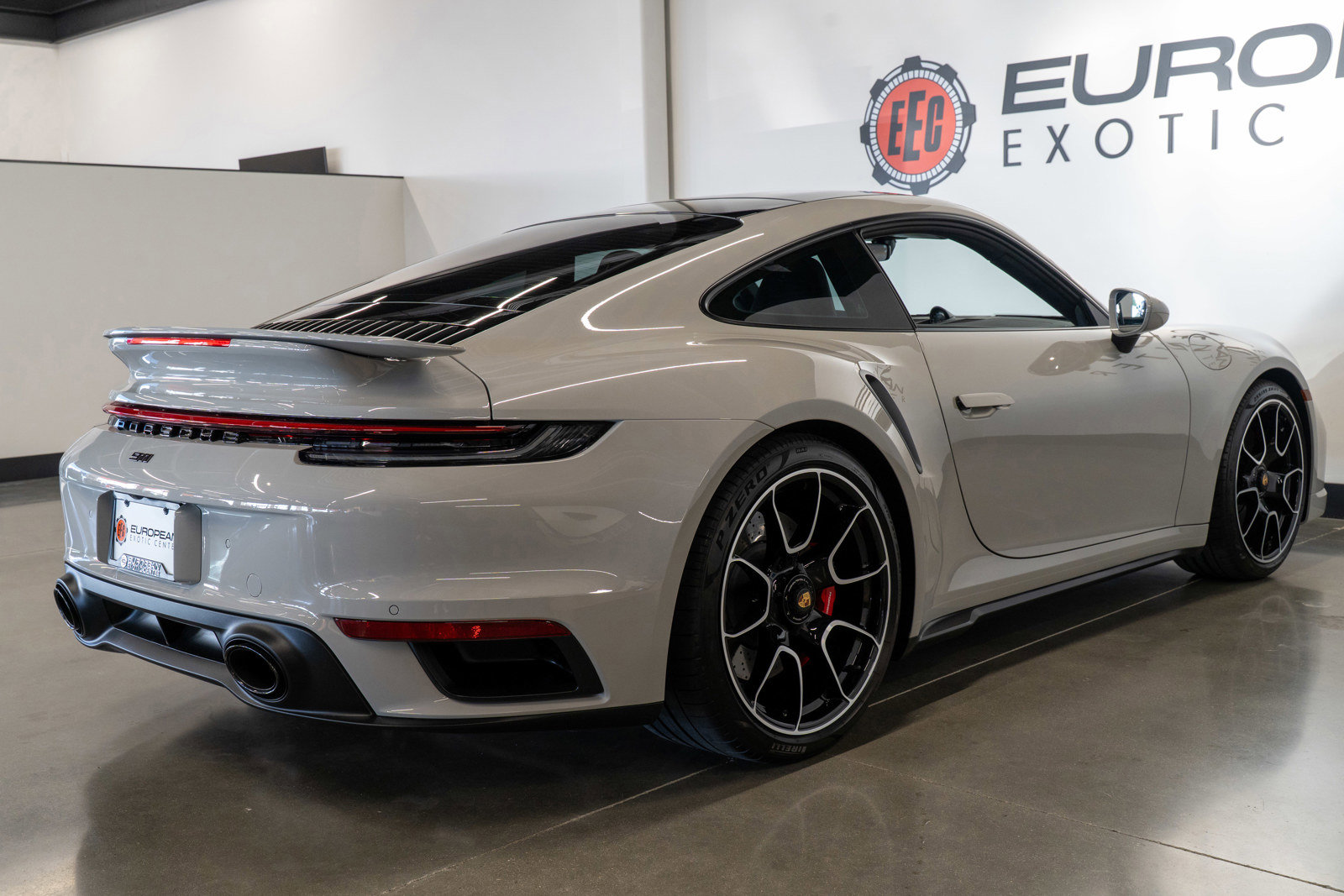 Used 2022 Porsche 911 Turbo AWD/4WD image 36