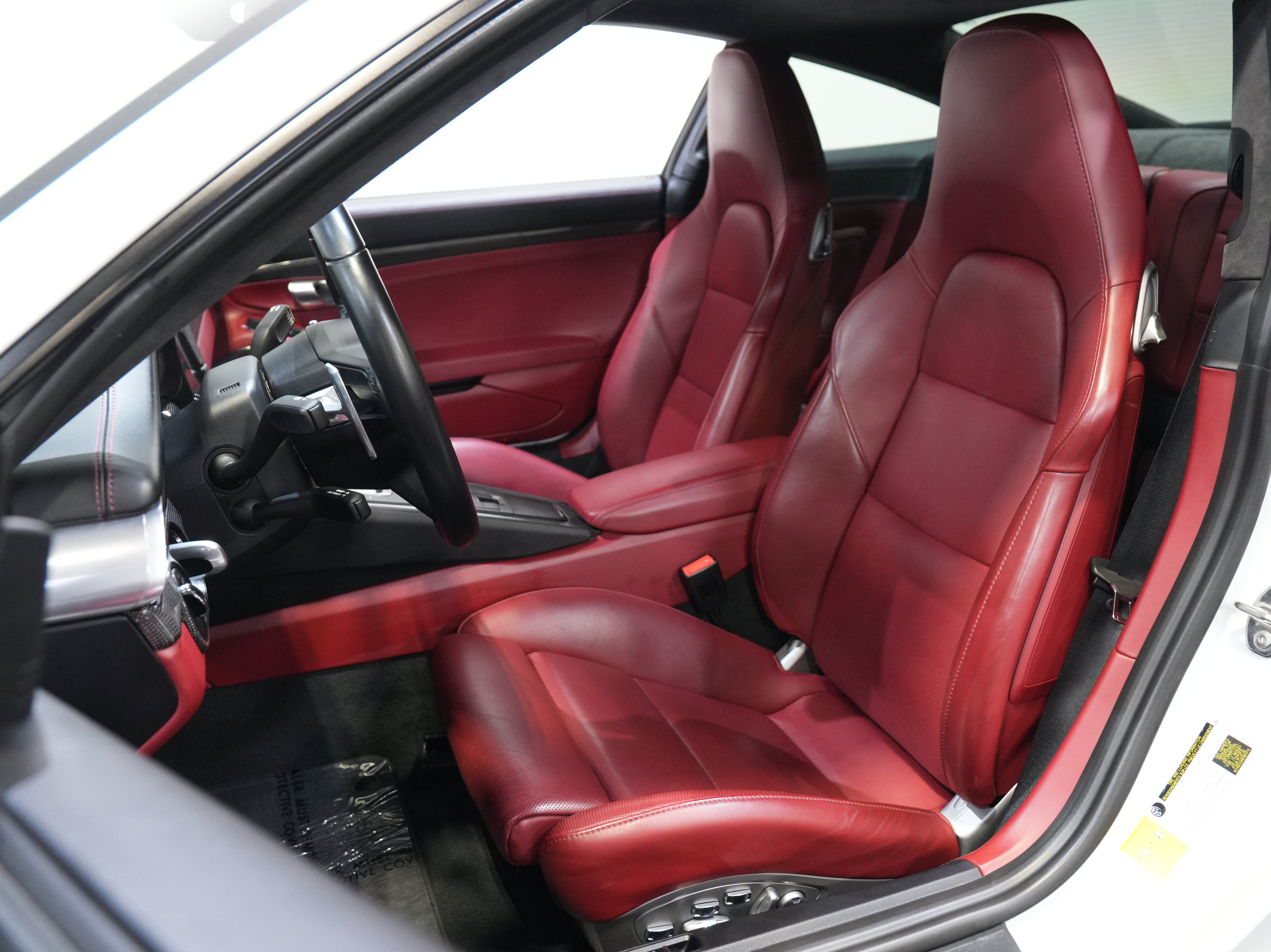 Used 2018 Porsche 911 Turbo S AWD/4WD image 26