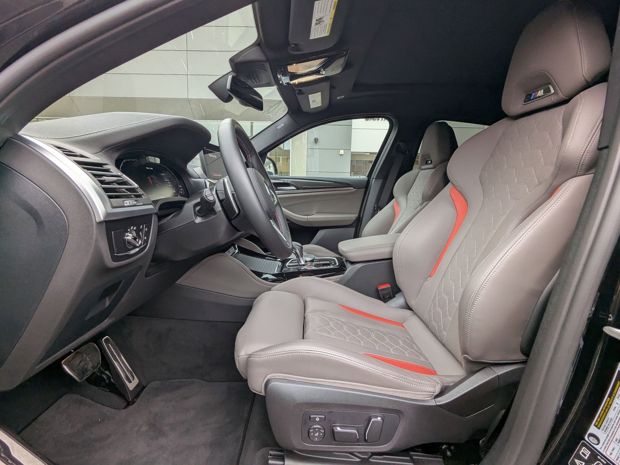 Used 2024 BMW X4 M w/ Executive Package image 5