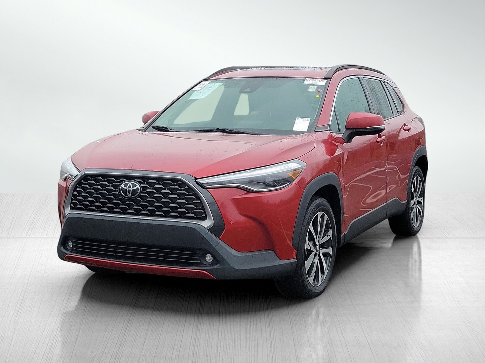 Used 2022 Toyota Corolla Cross XLE w/ Convenience Package AWD/4WD video 2