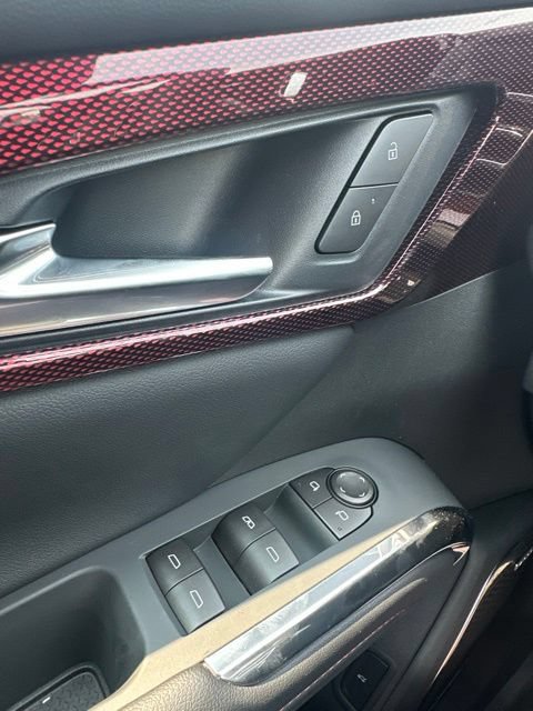 New 2026 Chevrolet Traverse Z71 w/ Enhanced Driving Package AWD/4WD image 13