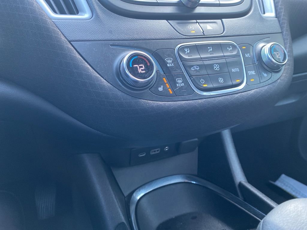 Used 2023 Chevrolet Malibu LT image 12