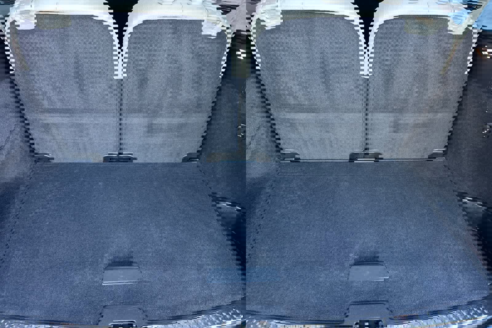 Used 2020 Volvo XC90 T8 Momentum w/ Protection Package Premier image 17