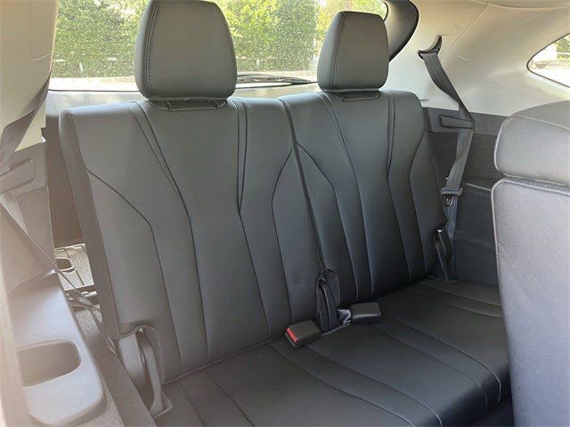 Used 2026 Acura MDX Base image 31