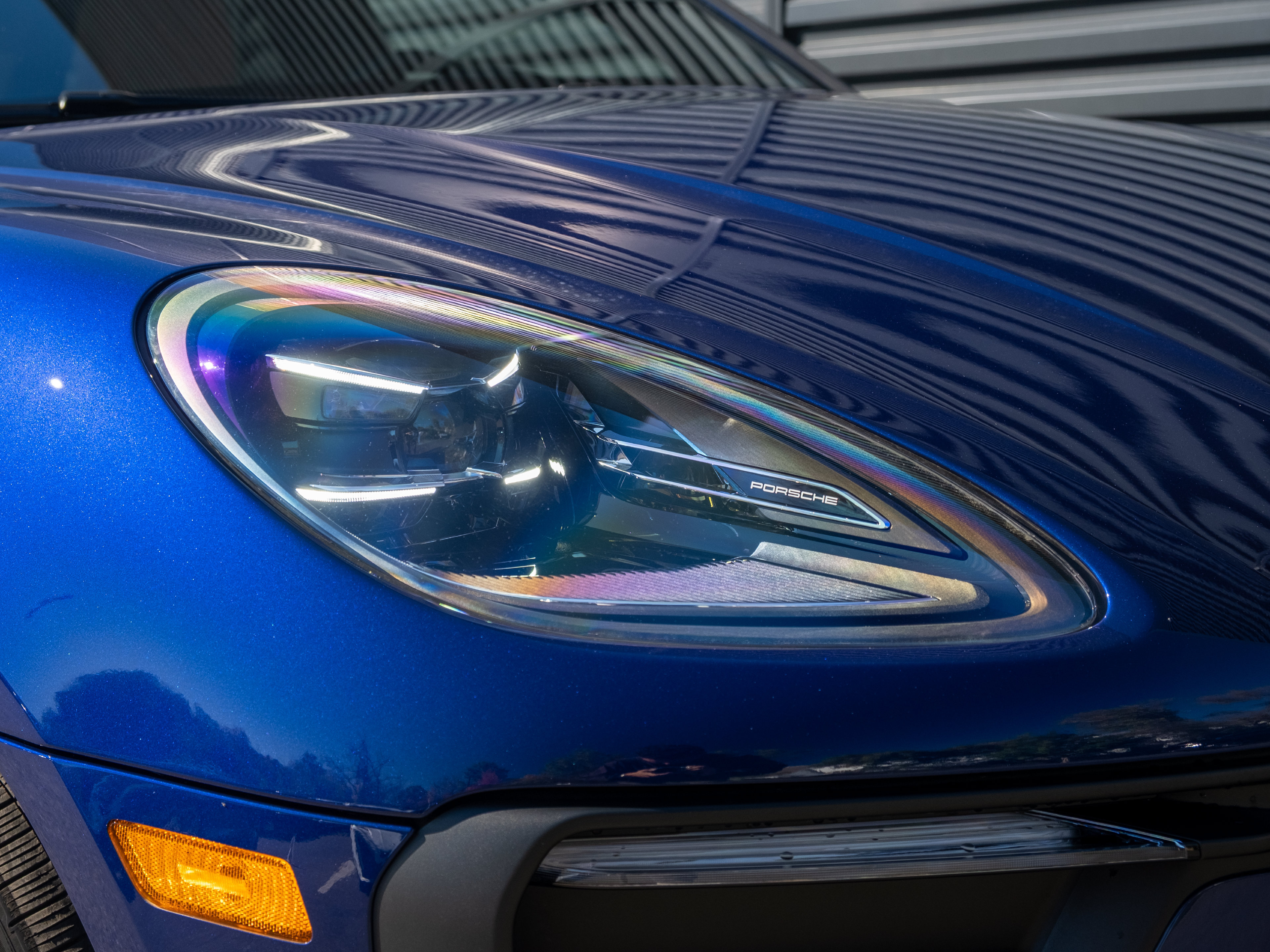 Certified 2026 Porsche Macan AWD/4WD image 16
