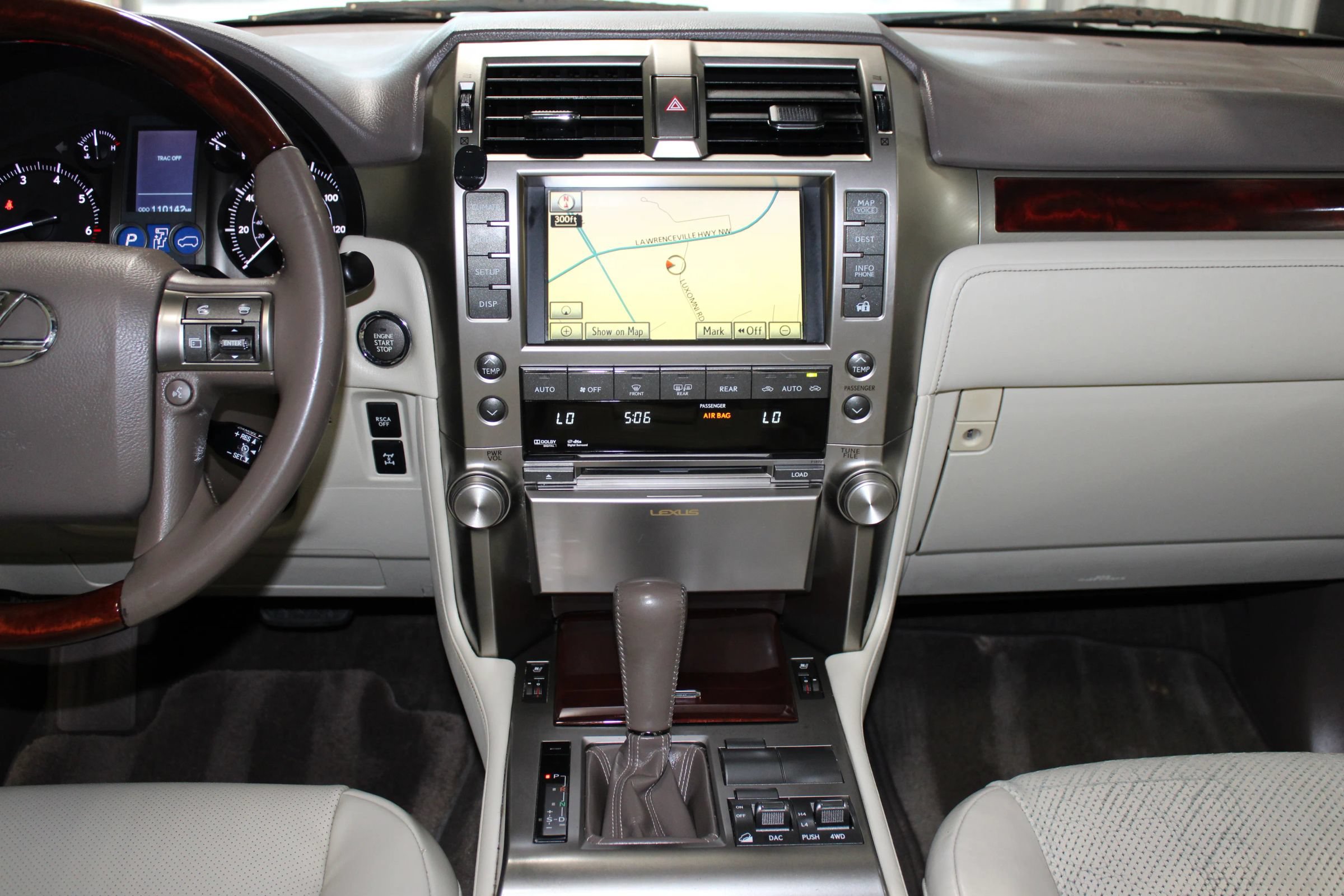 Used 2011 Lexus GX 460 w/ Comfort Plus Pkg AWD/4WD image 14