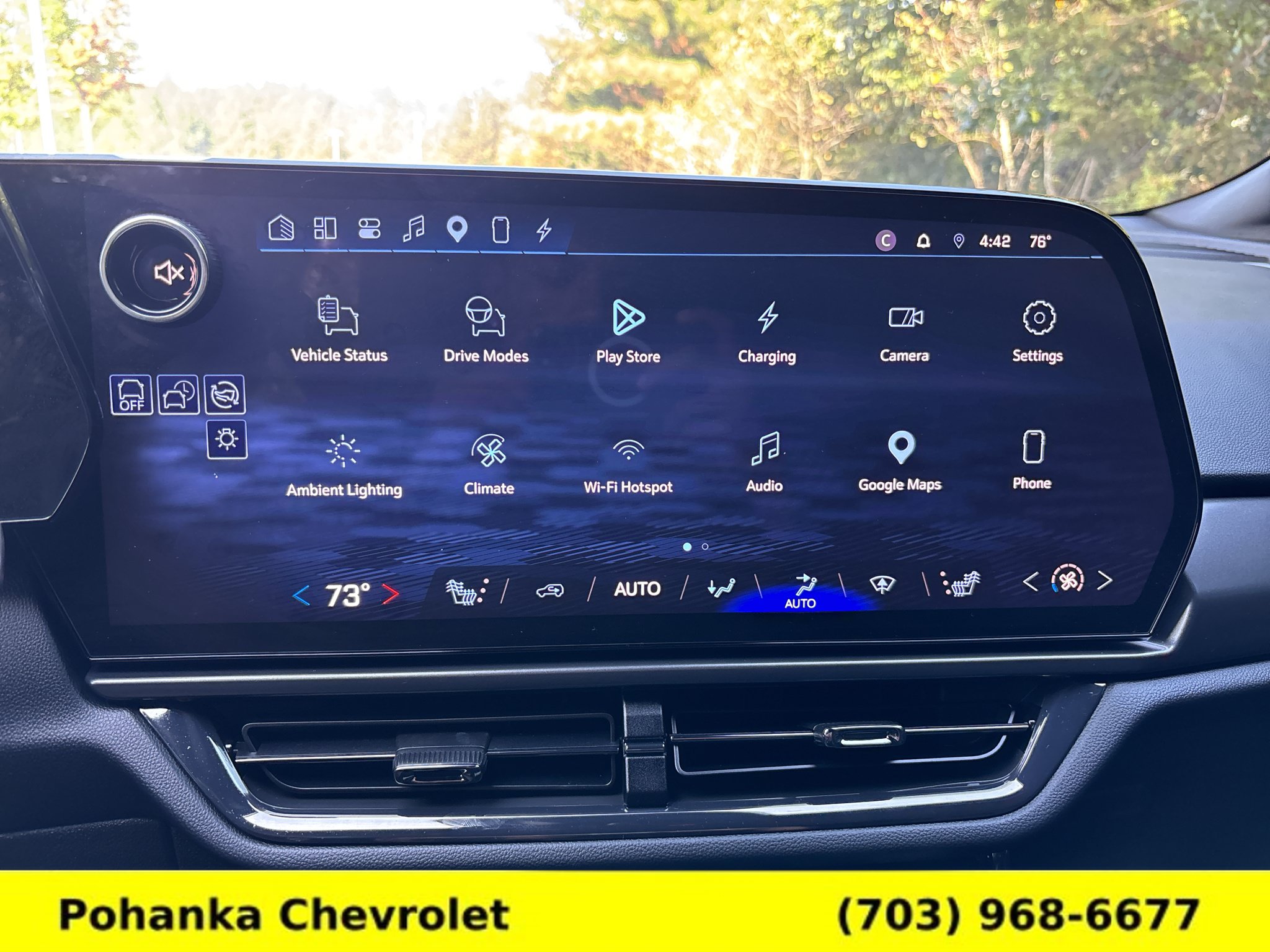 Certified 2024 Chevrolet Equinox EV RS FWD image 16