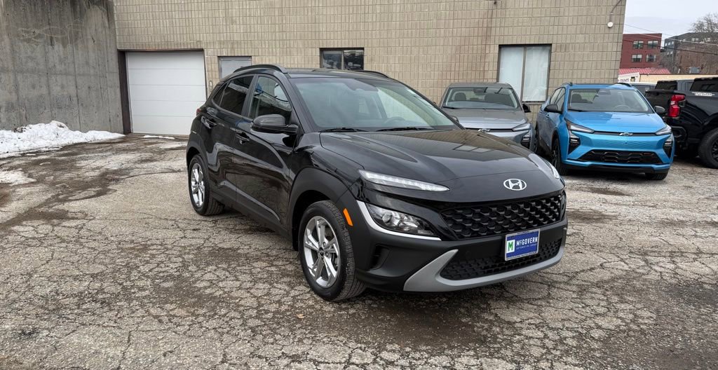Used 2023 Hyundai Kona SEL w/ Cargo Package image 7