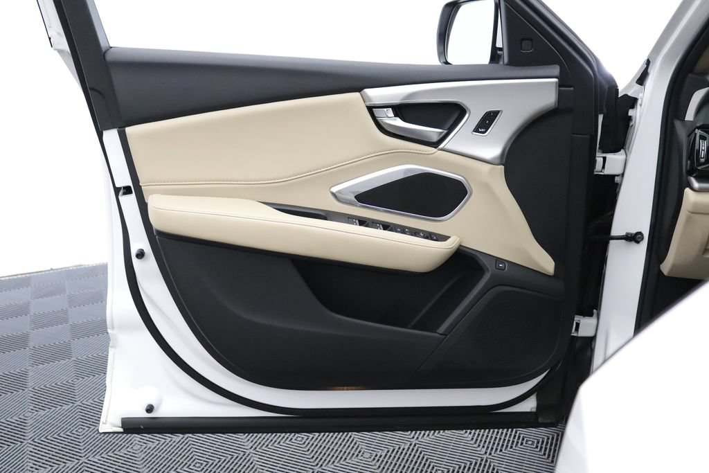 Certified 2024 Acura RDX SH-AWD image 11