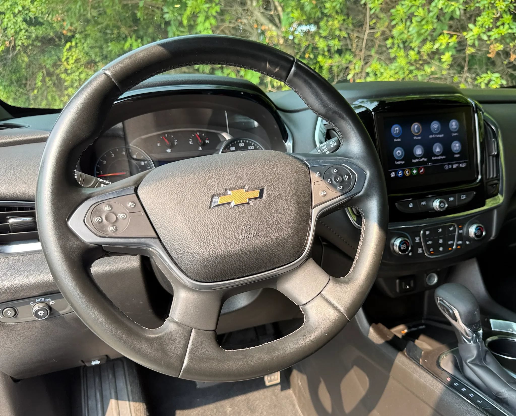 Used 2023 Chevrolet Traverse LT AWD/4WD image 30