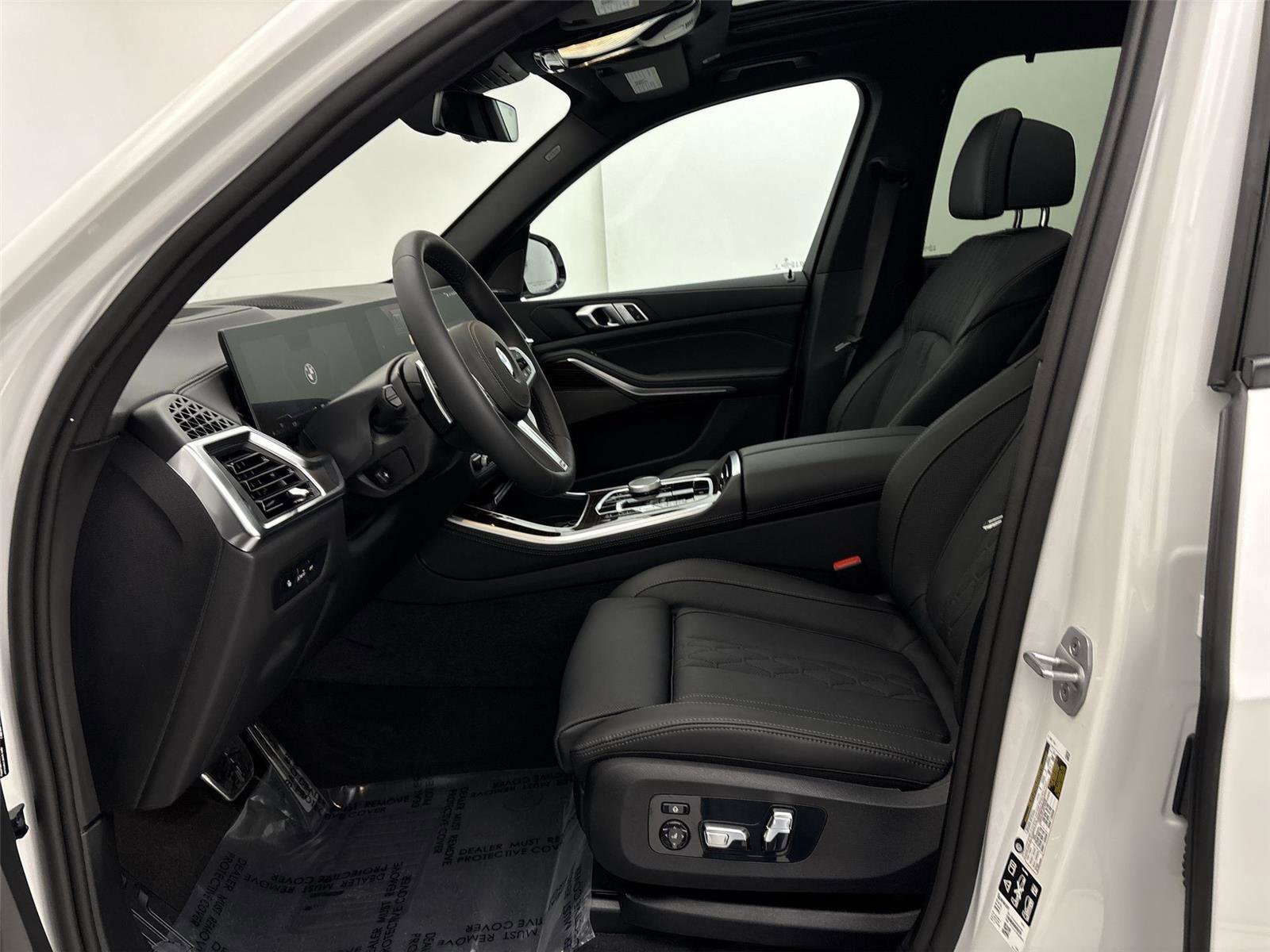 New 2026 BMW X5 xDrive40i w/ M Sport Package image 25