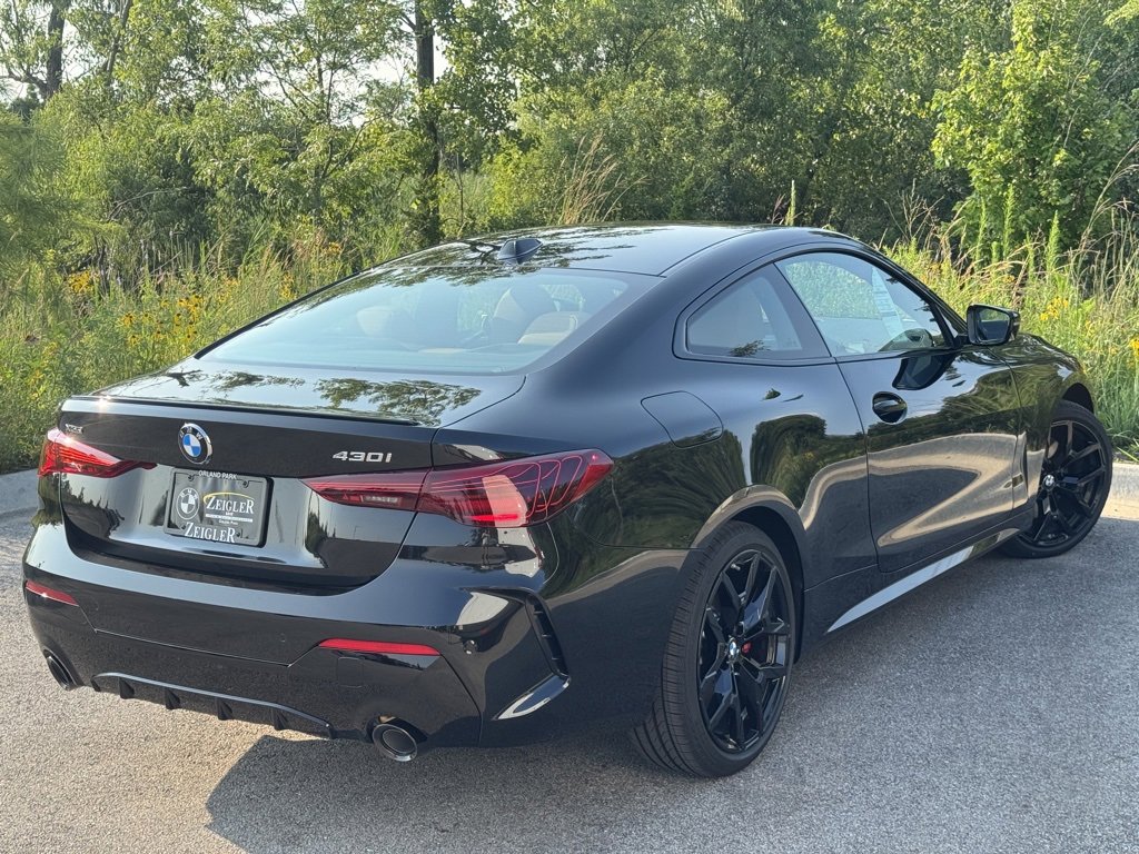 Used 2026 BMW 430i xDrive Coupe w/ M Sport Package image 6