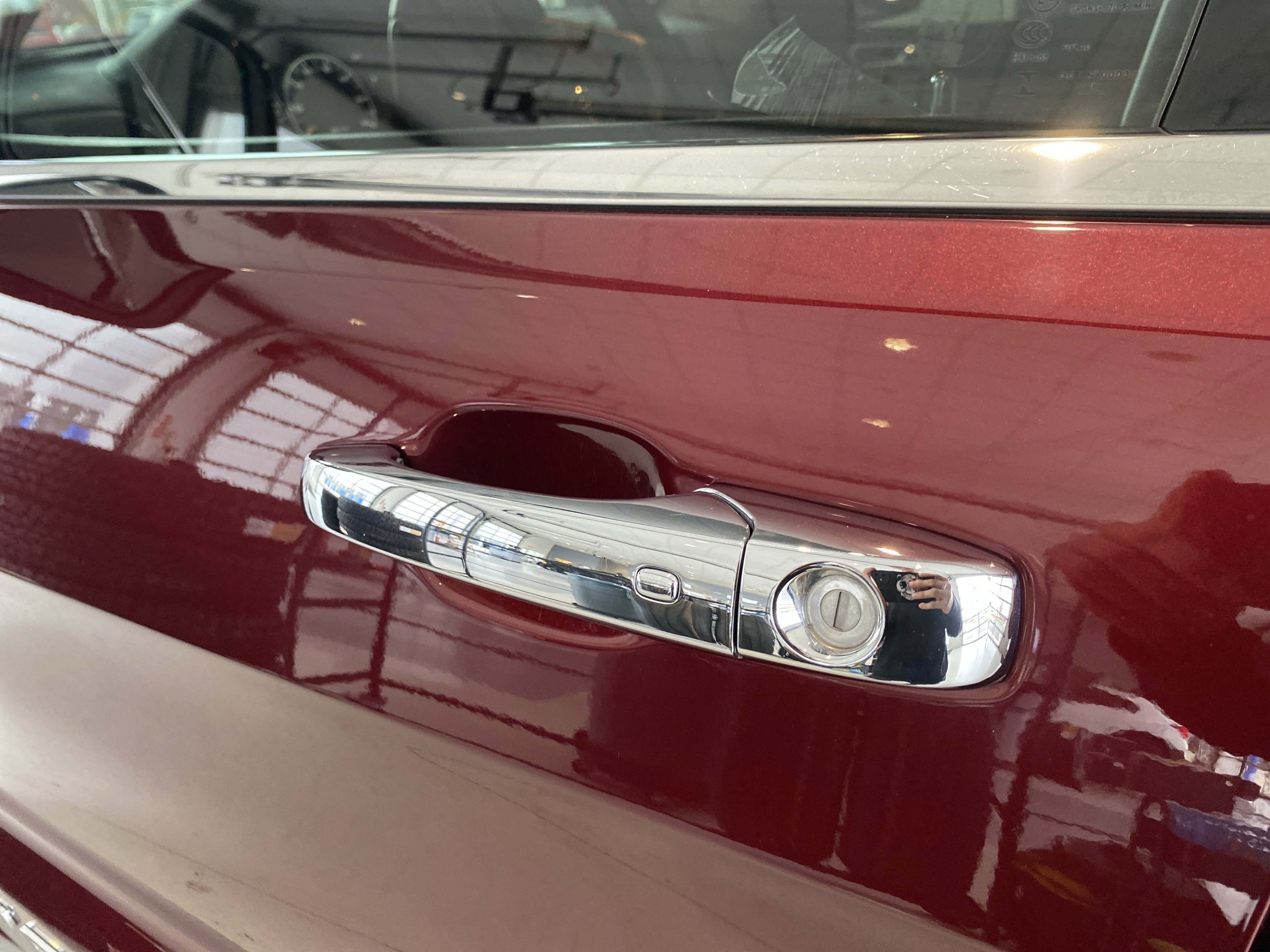 Used 2018 Jeep Grand Cherokee Overland image 8