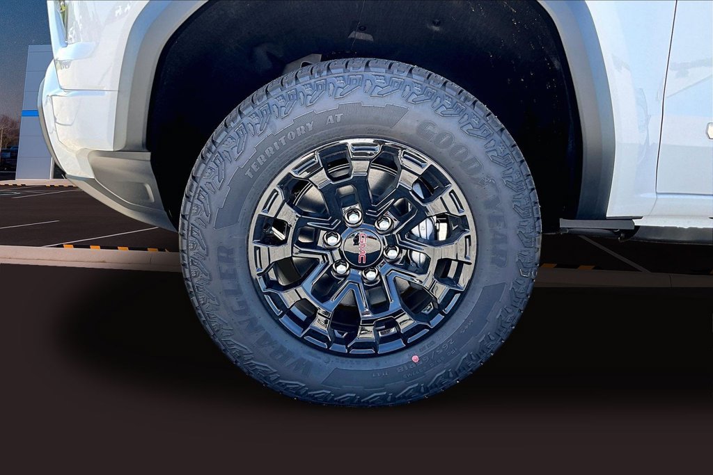 New 2026 GMC Canyon Elevation w/ Convenience Package RWD image 13