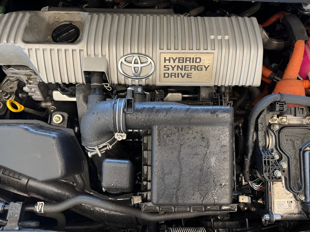 Used 2013 Toyota Prius Persona Series FWD image 10