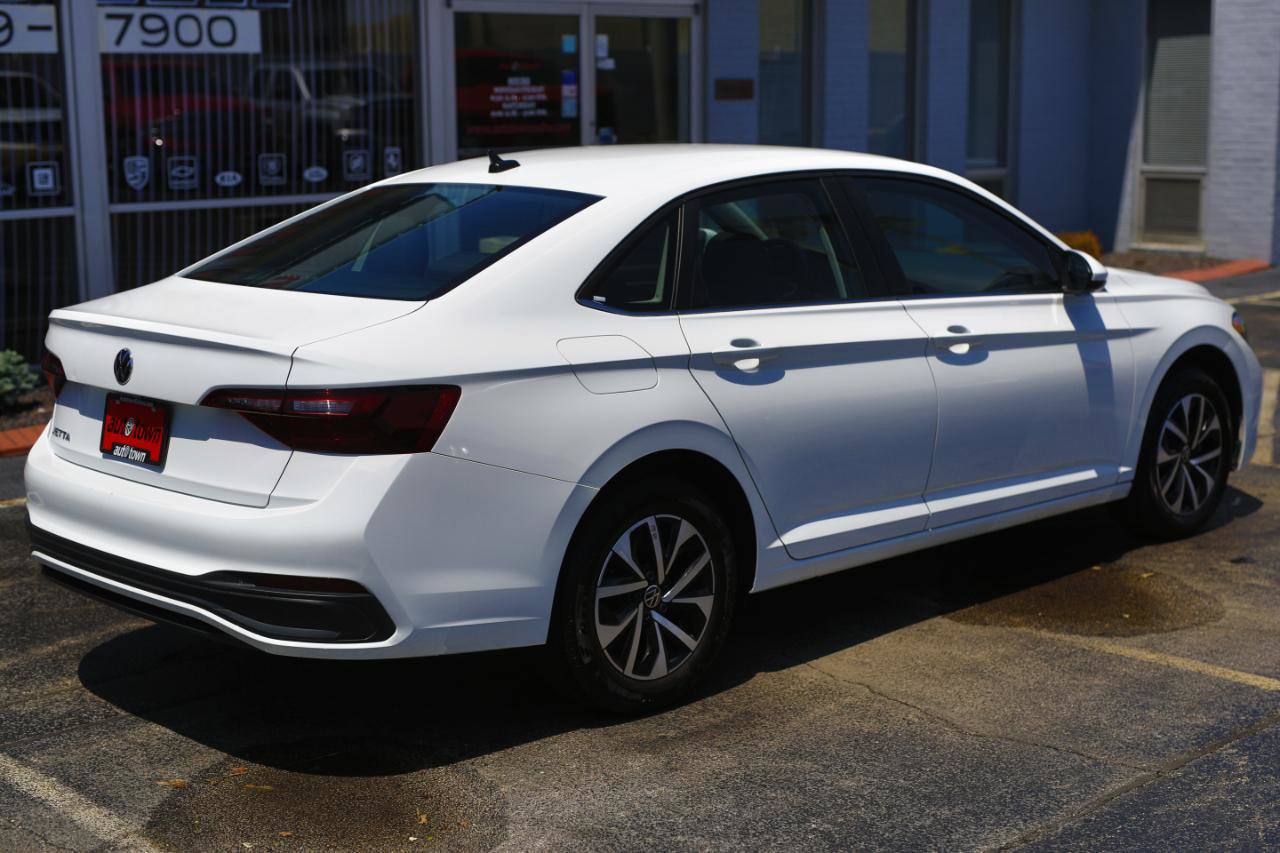 Used 2024 Volkswagen Jetta S FWD image 16